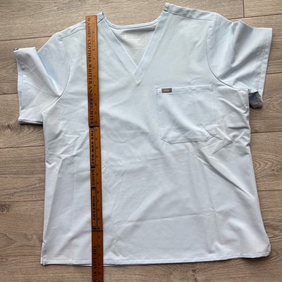 Figs Light Blue Scrub Set with Neon Accents, Technical Collection XXL - Picture 7 of 12